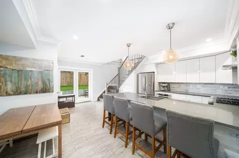 146 New York Ave #1, Jersey City, NJ 07307