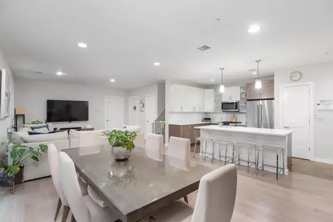 128 Harrison St #203, Hoboken, NJ 07030