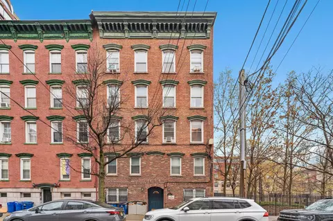 74 Garden St #3N, Hoboken, NJ 07030