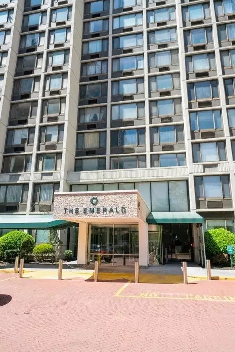 45 River Dr S #1414, Jersey City, NJ 07310