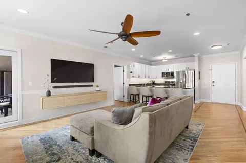325 Willow Ave #4B, Hoboken, NJ 07030