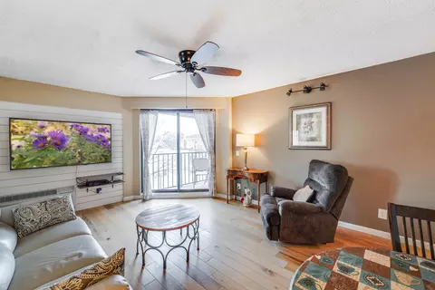 Living - 55 Clinton Pl #307, Hackensack, NJ 07601 photo 4 of 7