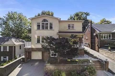 18 Lafayette Ave, Cliffside Park, NJ 07010