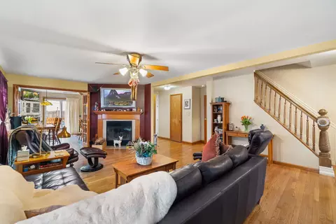 315 Lembeck Ave, Jersey City, NJ 07305
