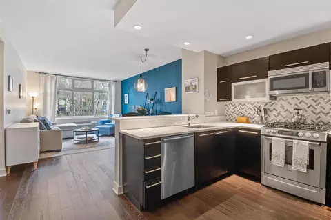 1450 Washington St #214, Hoboken, NJ 07030