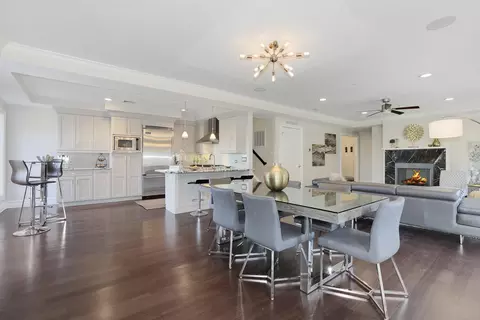 39 Oxford Lndg, Weehawken, NJ 07086