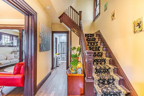 334 76th St, North Bergen, NJ 07047