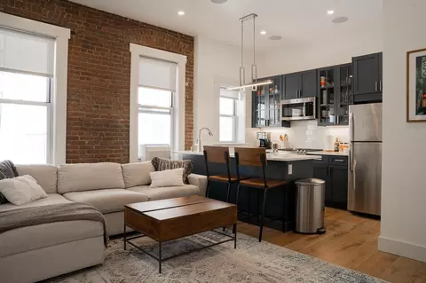 316 Hudson St #5B, Hoboken, NJ 07030