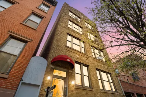 247 Montgomery St #2, Jersey City, NJ 07302