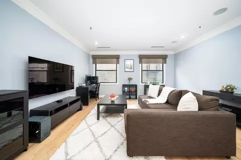 600 Hudson St #1E, Hoboken, NJ 07030