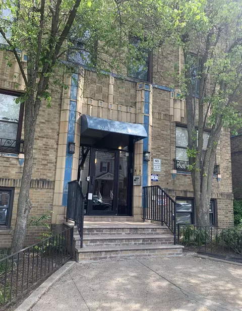 260 Harrison Ave #202, Jersey City, NJ 07304