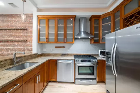 933 Garden St #1, Hoboken, NJ 07030