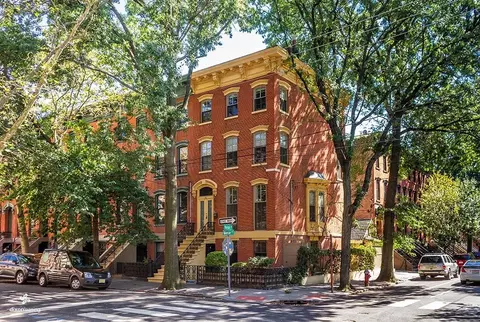 143 Mercer St, Jersey City, NJ 07302