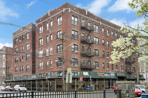 301 79th St #E6, North Bergen, NJ 07047