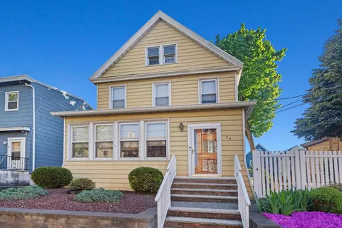 76 W 46th St, Bayonne, NJ 07002