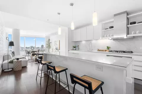77 Hudson St #3704/05, Jersey City, NJ 07302