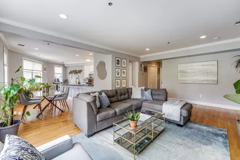 82 Clinton St #4C, Hoboken, NJ 07030