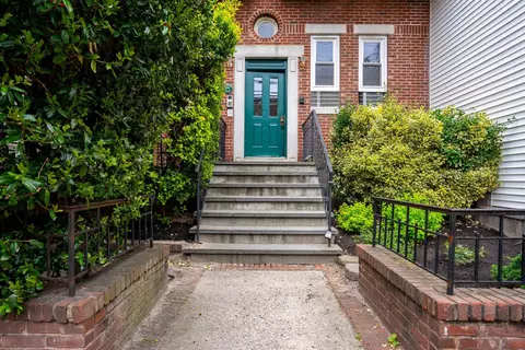 218 Madison St #1S, Hoboken, NJ 07030