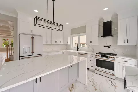 216 Beech St, Kearny, NJ 07032
