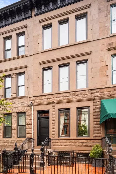 1215 Park Ave, Hoboken, NJ 07030