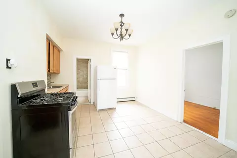 19 E 18th St, Bayonne, NJ 07002