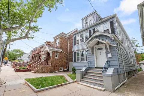 47 Broadman Pkwy, Jersey City, NJ 07305