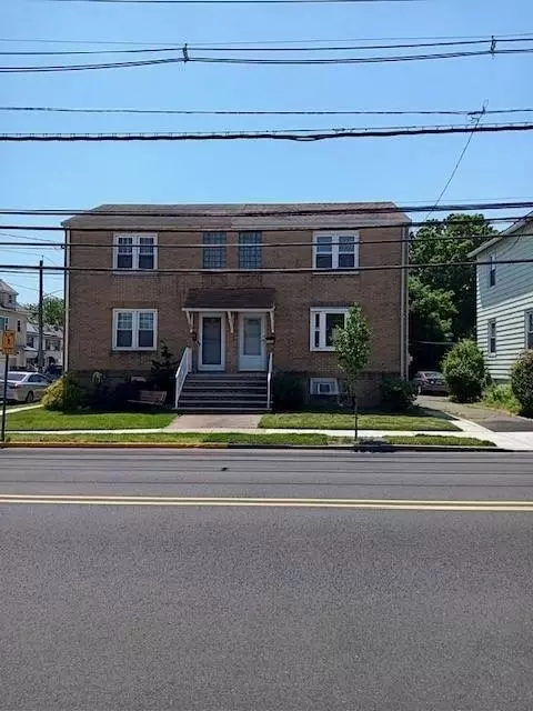 203 Centre Ave, Secaucus, NJ 07094