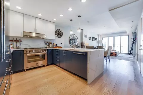 70 Monroe St #4, Hoboken, NJ 07030