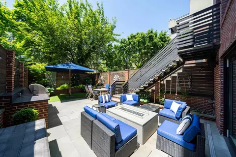 210 Bloomfield St #1, Hoboken, NJ 07030