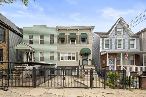292 Clerk St, Jersey City, NJ 07304