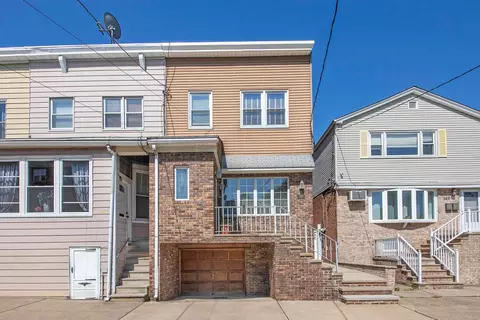 167 Avenue C, Bayonne, NJ 07002