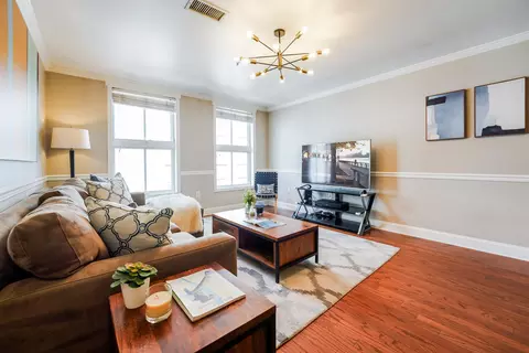 812 Grand St #515, Hoboken, NJ 07030