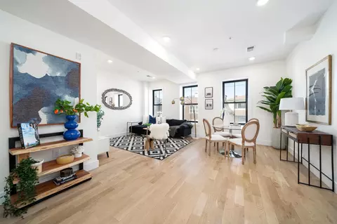 9 Manhattan Ave #2F, Jersey City, NJ 07307