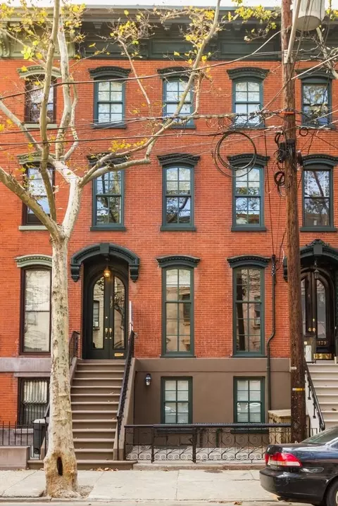 137 Mercer St, Jersey City, NJ 07302