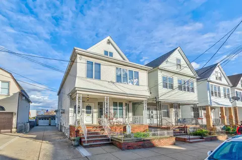 330 Avenue A, Bayonne, NJ 07002
