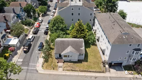 1201 46th St, North Bergen, NJ 07047