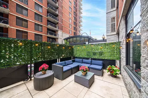700 1st St #1N, Hoboken, NJ 07030
