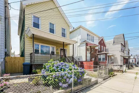 227 Linden Ave, Jersey City, NJ 07305