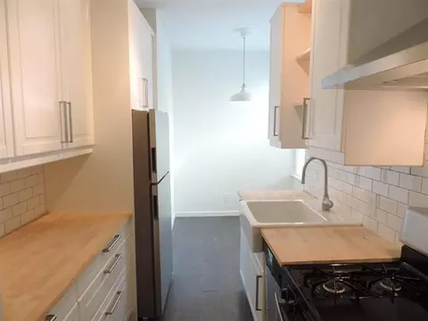 135 Van Wagenen Ave #4A, Jersey City, NJ 07306