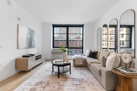 160 1st St #503, Jersey City, NJ 07302