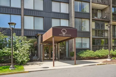 9060 Palisade Ave #710, North Bergen, NJ 07047