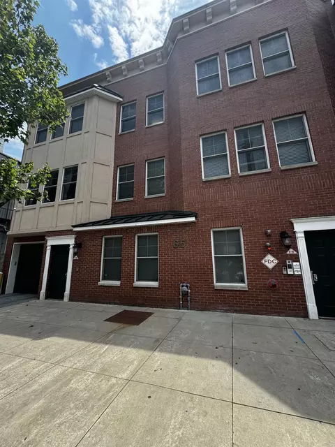362 Hoboken Ave #302, Jersey City, NJ 07306