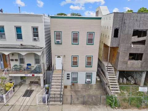 168 Van Horne St, Jersey City, NJ 07304
