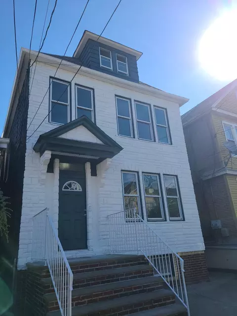 604 82nd St, North Bergen, NJ 07047