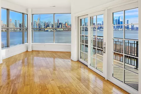 22 Avenue At Port Imperial #433, West New York, NJ 07093