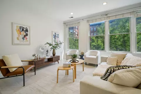 126 Dudley St #319, Jersey City, NJ 07302