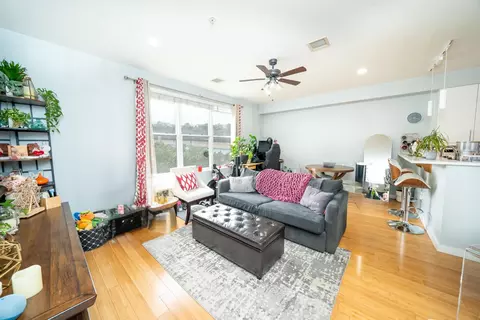 1325 Adams St #502, Hoboken, NJ 07030
