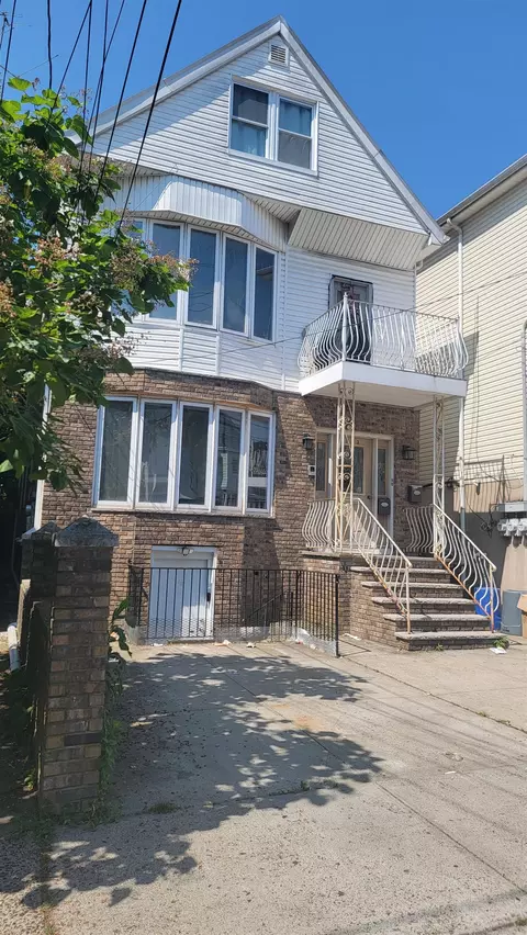 133 Claremont Ave, Jersey City, NJ 07305