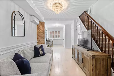 16 Willow Ter, Hoboken, NJ 07030
