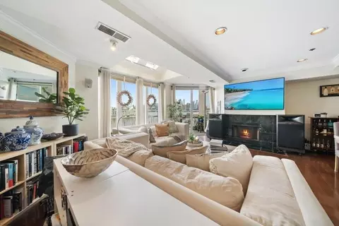600 Harbor Blvd #923/925, Weehawken, NJ 07086